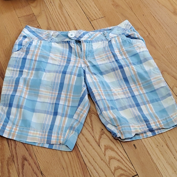 SO Pants - BERMUDA SHORTS